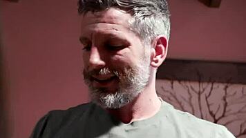 Alexia Anders Deepthroats Boyfriend Mike For Relaxing Sex