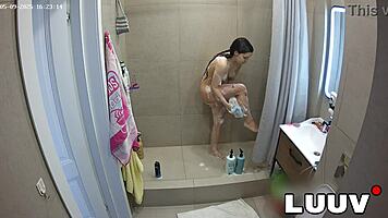 Luuv Grossy Debuts Bold Homemade Shower Exposure