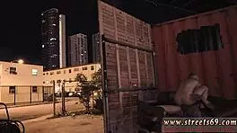 I dominate blonde teen goldie in locker room, she's so poor and amateur, oh yeah