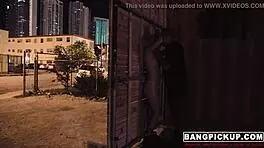 अरे, देखो यह टीन 18+ गोल्डी बाहर रफ लेती है, वाइल्ड एक्शन में जोर से धक्का खा रही है