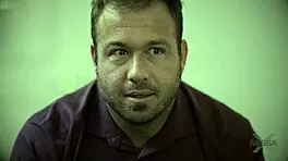 केन्जी रीव्स और पेनी बार्बर मिसएक्स में प्यार एक्सप्लोर