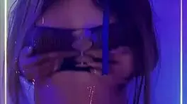 Wow, she shakes her ass while dancing and fucks like a pro!