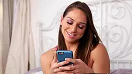 Oh wow, this petite 18yo babe gets her pussy licked so good by another teen 😍🔥