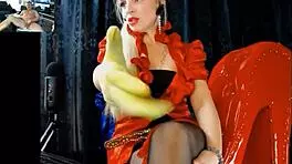 young blonde dominates webcam chat with masturbation and pussy play, making it hot for viewers