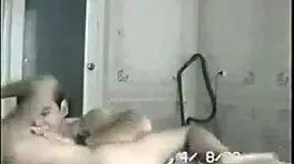 mi hermanastra quiere que la toque antes de follarla rico