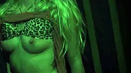 Hd teen 18+ bath solo unless you're from the sixties and dig that earth