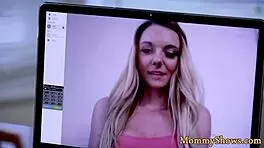 Pussylicking Teen 18+ Pleasures Her Stepmommy