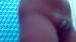Watch this teen 18+ play with her pussy?