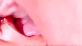 i suck a big cock and it fills my face with cum