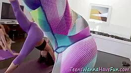 omg these teens are riding yoga instructors at the party 😍💦