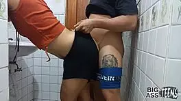 Hermanastra caliente gets caught and fucked in the ass by stepbrother