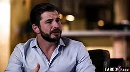 Teen Lola Fae Gets in Deep Trouble After Signing Up for Dating Site