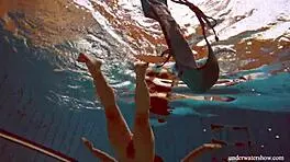 Big Tits Petite Babe Deniska Enjoys Swimming Underwater in the Pool