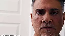 Chloe Cherry is getting her ass fingered hard by stepdad 😈