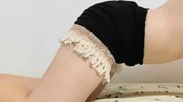 Rhythmic gymnast DepravedMinx shows hot back deflection in thong