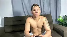 fodendo a negra grávida enquanto jogo vídeo game com blowjob e orgasmos