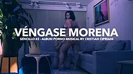 Hot girls vibing to Cipriani's single 'Vengase Morena'