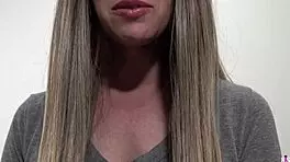 Housewife's Steamy Affair in Stunning 4K Action