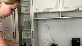 Have you seen the depilation of her long slender legs?