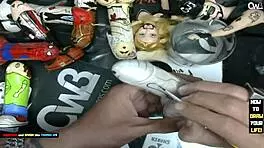 it's time to finish painting the little 18+ grey alien with some dildo art business.