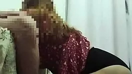 Mi amigo me debia plata y me cobre cogiendome a su jefa