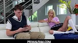 Yo, stepsibs Kiara Cole and Rion King banging after breakfast! 😜