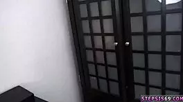 Hot teen teases with blowjob before hardcore fucking