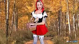 Teen babe gets blowjob before pussy drilled hard with cumshot