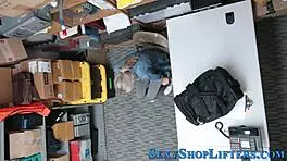 I Caught Petite Blonde Amateur Getting Cumshot In Reality