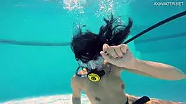 Brita Piskova ‘Behind мероприятие underwater photography solo except latina tanga bikini pool