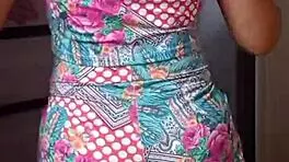 लैटिना मेड लिंगरी में बड़े लंड के लिए झुकी हुई