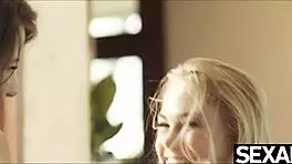 ugh, i’m obsessed with these hot lesbian lovers!