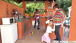 demi hawks gets blowjob on cinco de mayo