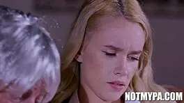 Khloe Kingsley Gets Intense Blowjob from Jack Vegas