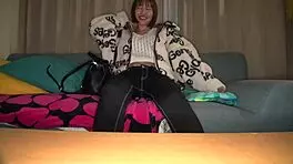 【個人撮影】植え込みに頭をいれていたデカパイの美女　意外に良い　高画質フル動画はurlをコピペで https is gd tcukhm ジャンル： 巨乳