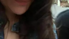 भूरी क्यूटी वेरोना स्काई की गीली चूत में हार्ड लंड भरती है