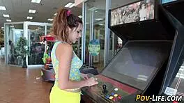 Petite Amateur POV Tugs