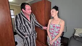 बाल खींचना