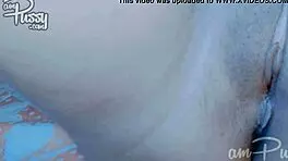 Amateur asian pussy fingering close-up