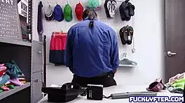 Nikole Nash offers big tits and ass for cumshot freedom!