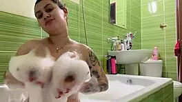 Real Hot Big Boobs Pregnant Teen 18+ TAKES Sexy Bath!