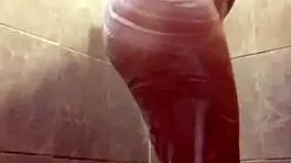 mi hermana se toca hasta el orgasmo siendo una puta