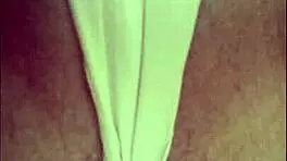 My sister-in-law's whore sends everything on whatsapp