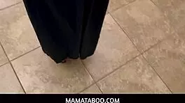 Mamataboo - Busty Saggy Blonde Milf Stepmom Joslyn Jane Giving Blowjob And Titjob To Her Stepson For Dinner