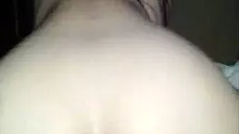 muy perrita jovencita empezando los videos ricos