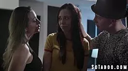 strikes a chord with dj for fame