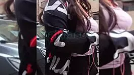 Estudiante Pillada Por Un Extra�o En La Calle Y Acepta Follar Duro En El Hotel A Cambio De Dinero