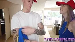 Cosplaying Teen Fucking and Giving Blowjob in High Definition