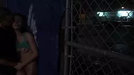 वेबकैम 18+ एनीया ओल्सन रफ बाहर पब्लिक बॉन्डेज 😈