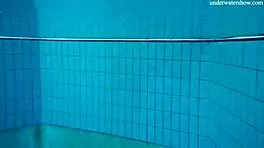 Horny teen gets naked and shows body 😍